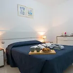 Aparthotel Orlando 85 Complex - Costa Adeje (Tenerife)