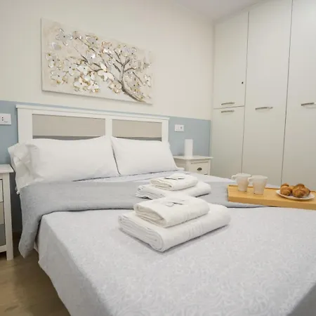 Orlando 85 Complex - Апарт-отель Адехе